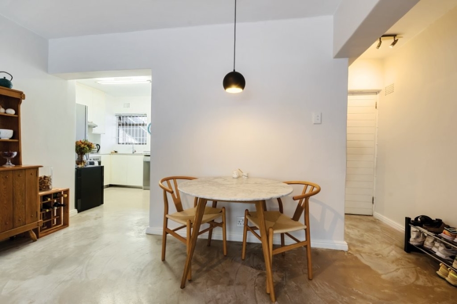 To Let 2 Bedroom Property for Rent in Three Anchor Bay Western Cape